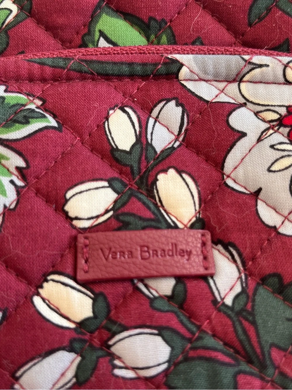 Vera Bradley Iconic Mini Cosmetic Bordeaux Blooms NWT Quilted Makeup Bag